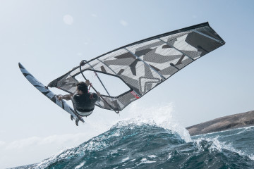 Funway Surf Shop - Tout l'équipement Windsurf pour la planche à voile ou windfoil